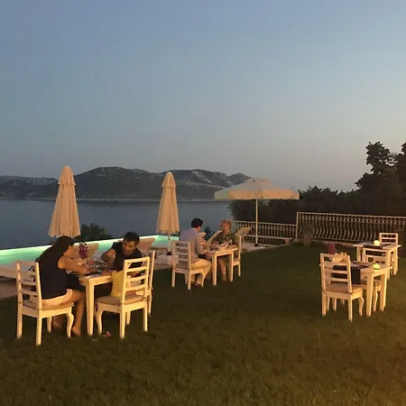 Marsala Hotel Отель Каш