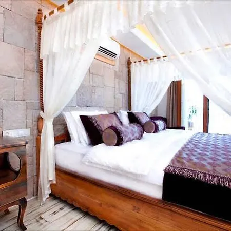 Marsala Hotel 3*